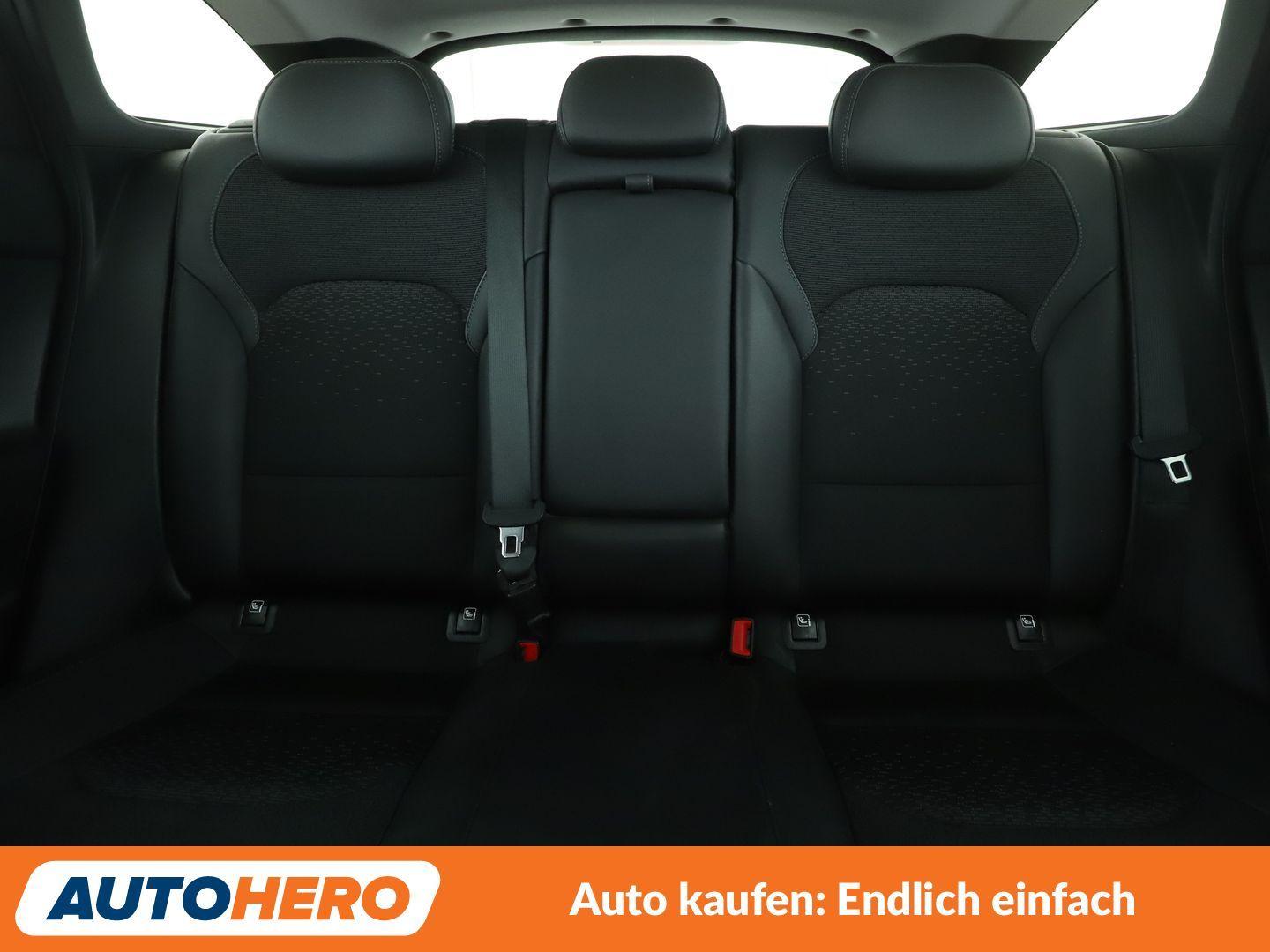 Hyundai i30 1.4 TGDI Premium Aut.*NAVI*LED*ACC*SPUR*