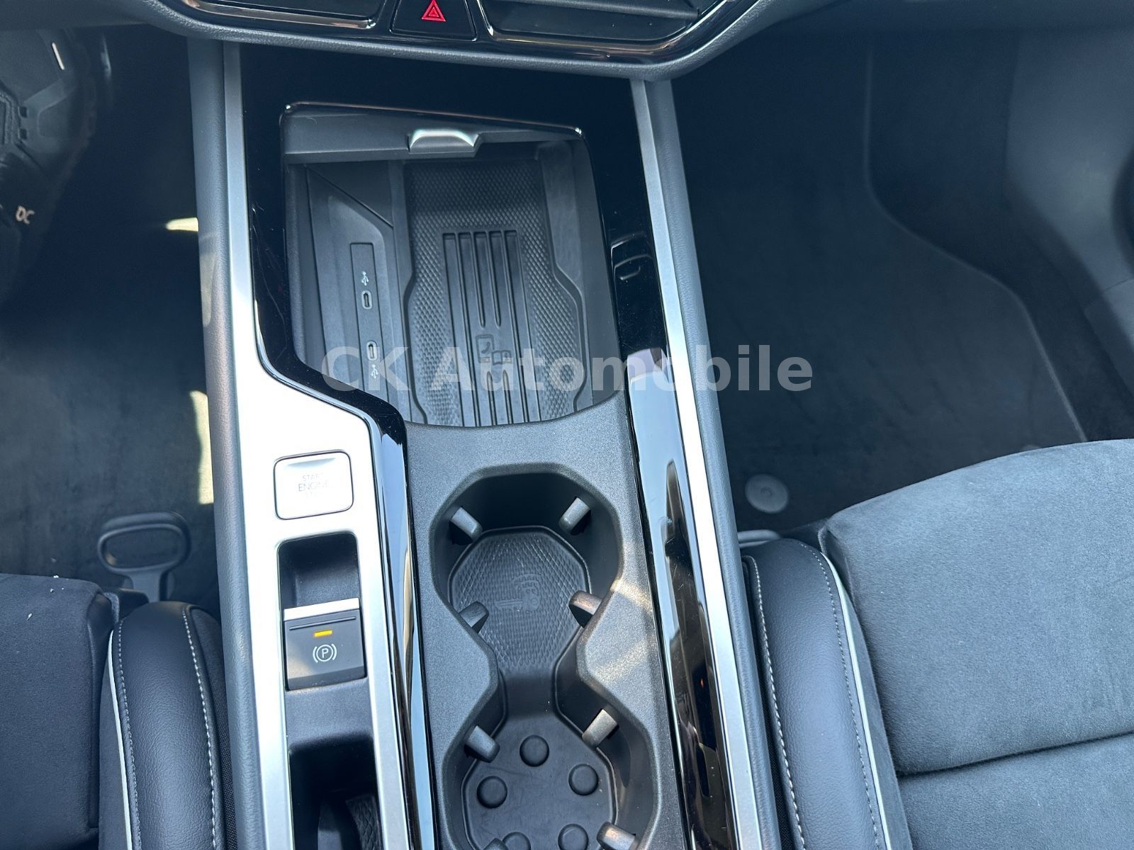 Fahrzeugabbildung Volkswagen Passat Variant 2.0 TDI Elegance/Kamera/ACC/LED