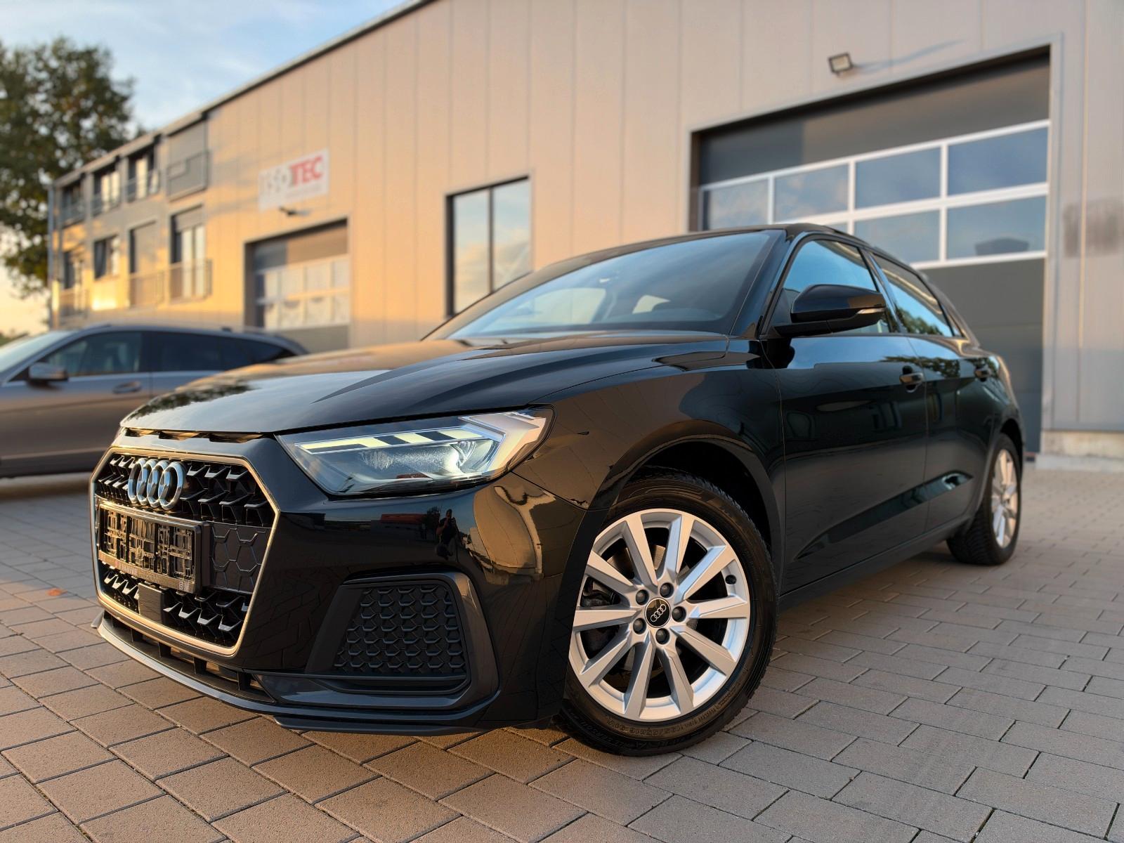 Audi A1 SB 30 TFSI S-Tro VC CarPlay LED NAV PDC SHZ