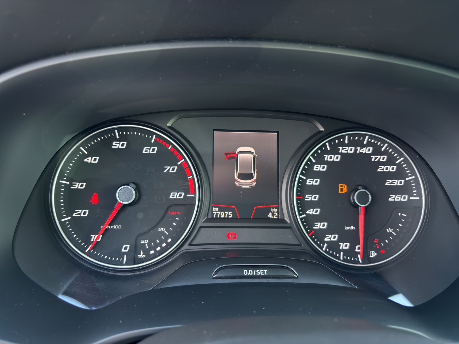 Fahrzeugabbildung SEAT Leon ST FR 1.5 TSI LED RFK Keyless SH