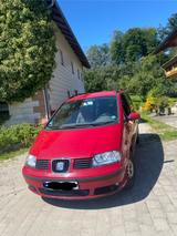 Seat Alhambra - Rot - 7-Sitzer - gebrauchte Seat Alhambra aus dem Jahr 2007