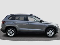 SKODA Karoq Fresh AHK NAVvorb SHZ LED PDC RKF BLT 5J G