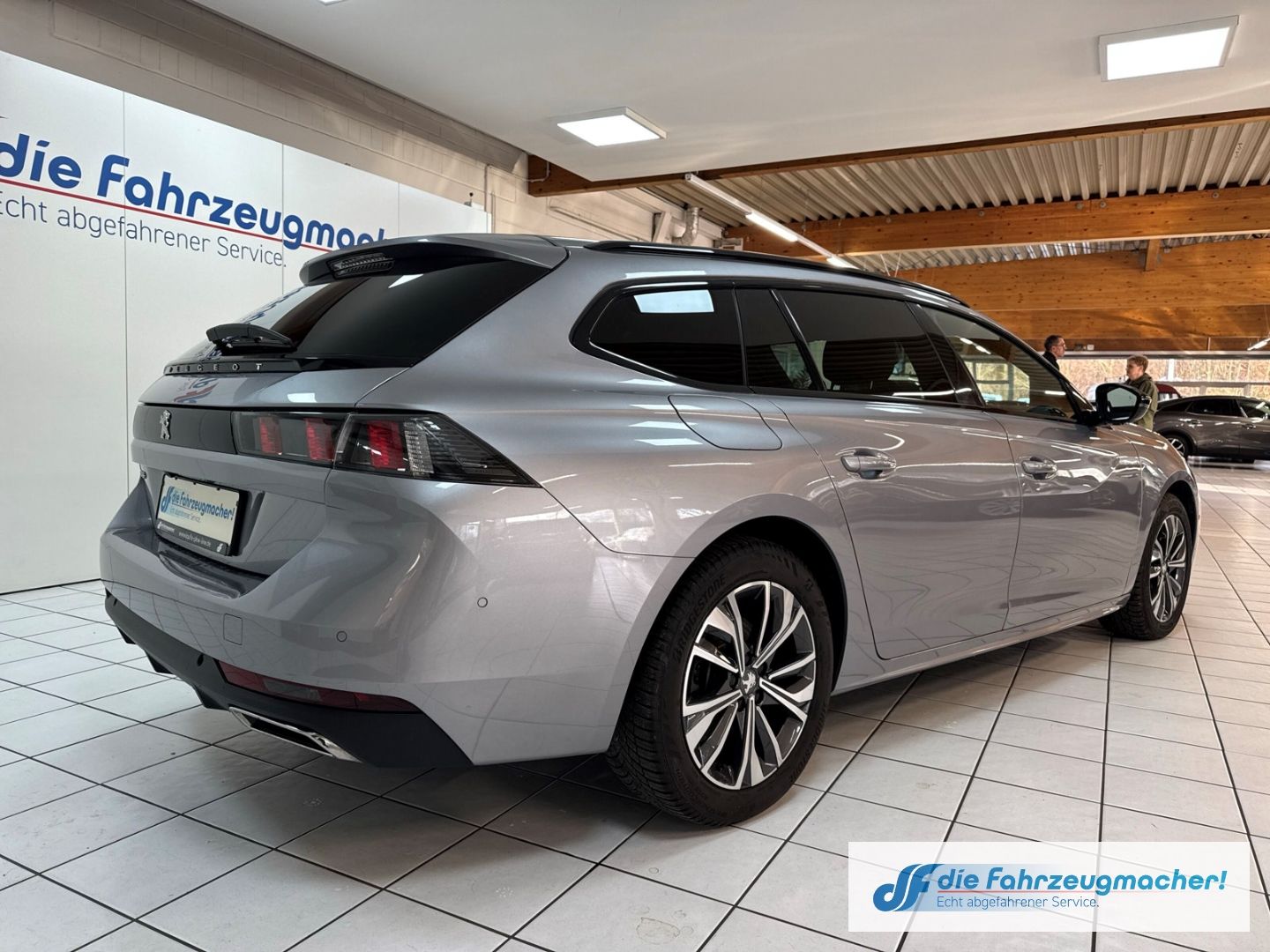 Fahrzeugabbildung Peugeot 508 SW Allure Pack 1.5 BlueHDi 130 EU6d Navi ACC