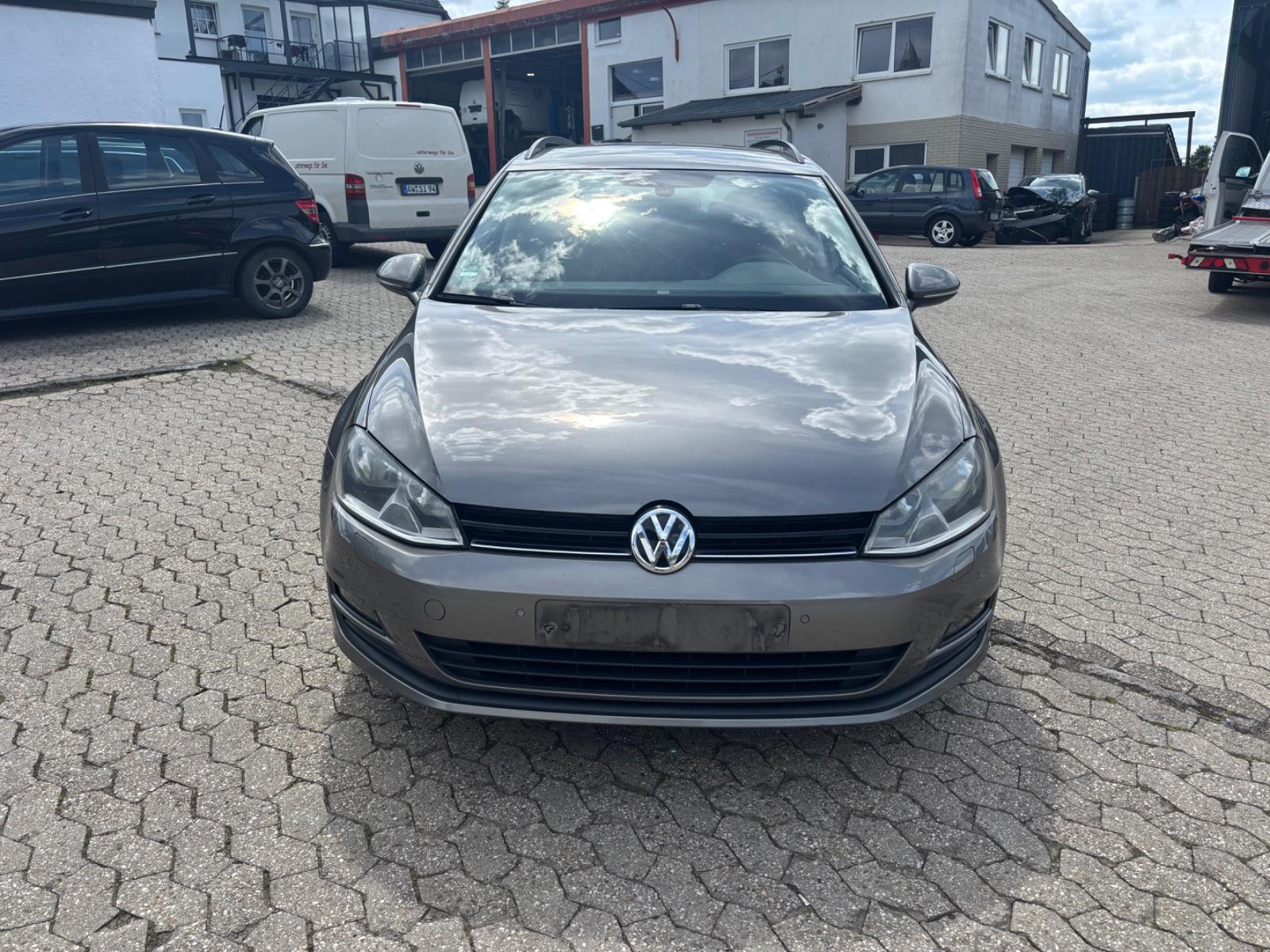 Volkswagen Golf VII Variant Comfortline BMT ! 110KW !