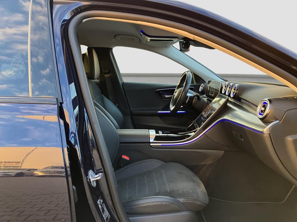 Fahrzeugabbildung Mercedes-Benz C 180 Lim. AMG*NIGHT*AHZV*LED*DISTR*DAB*KAMERA*
