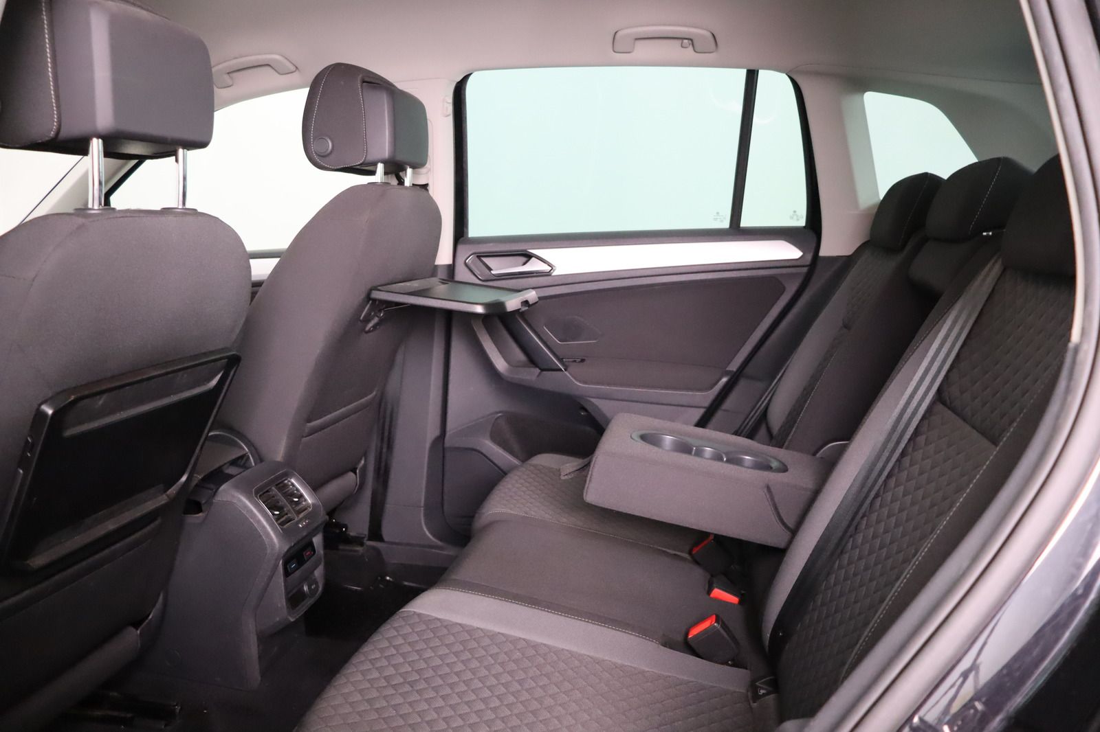 Fahrzeugabbildung Volkswagen Tiguan 4Motion 1. Hand  *Sitzhzg. * LED