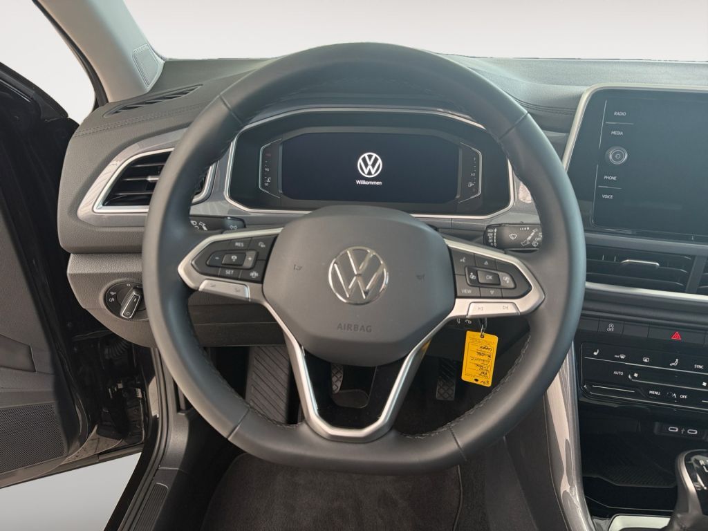 Fahrzeugabbildung Volkswagen T-Roc 1.5TSI DSG Style AHZV 5 Jahre NW Garantie