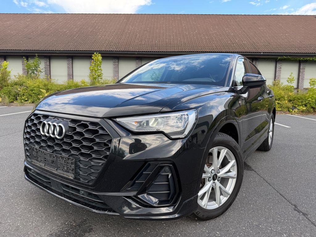 Image of Audi Q3