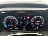 Volkswagen T7 Multivan TSI Lang Vis-a-Vis AHK GRA Navi SHZ - silberne Volkswagen T7