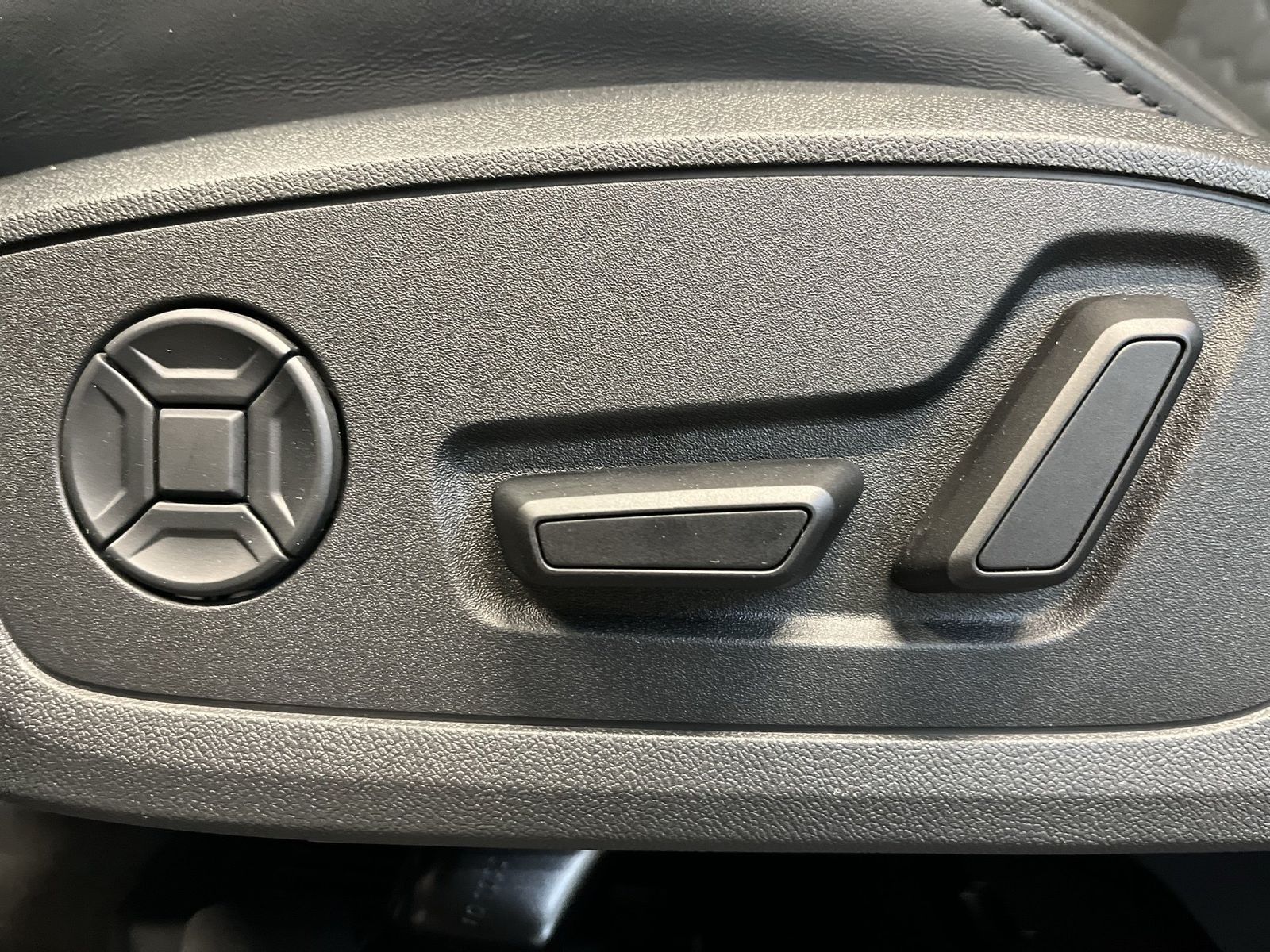 Audi RSQ3 - Bild 15