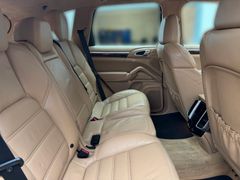 PORSCHE Cayenne Turbo PORSCHE Cayenne Turbo