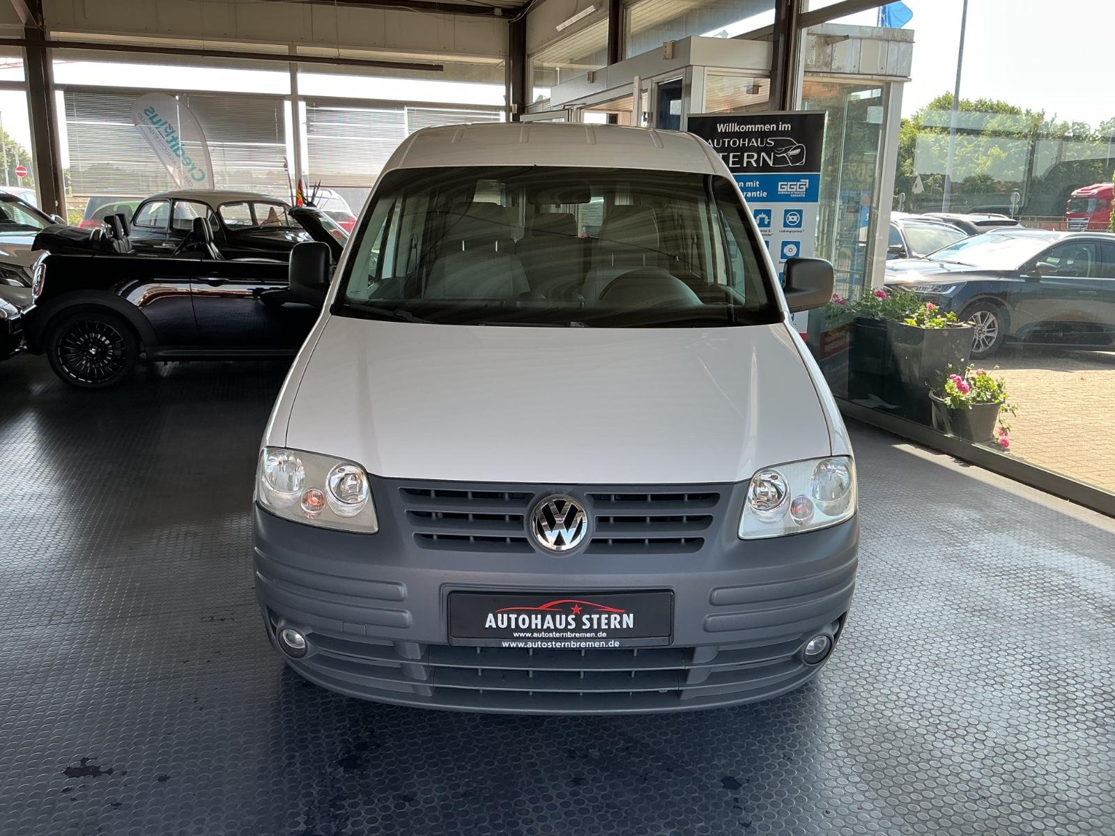 Volkswagen Caddy 2007 — rear view