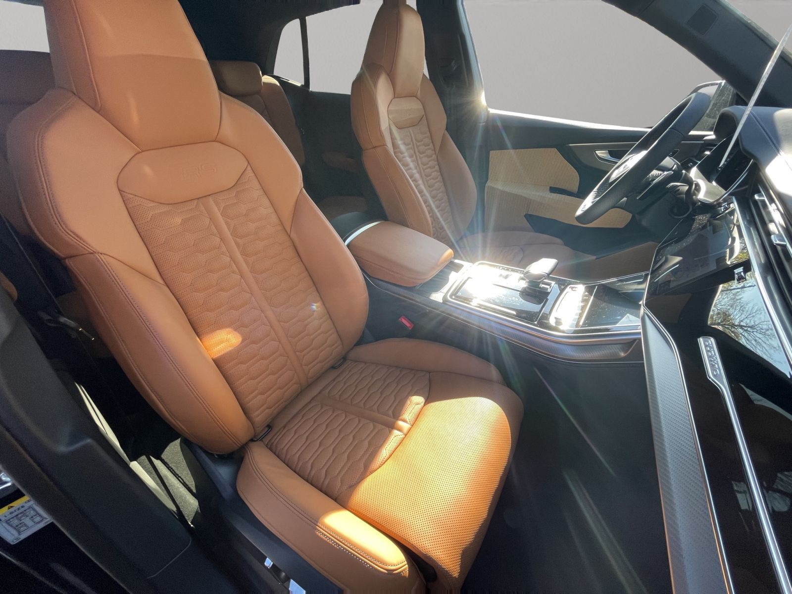 Audi RSQ8 - Bild 18