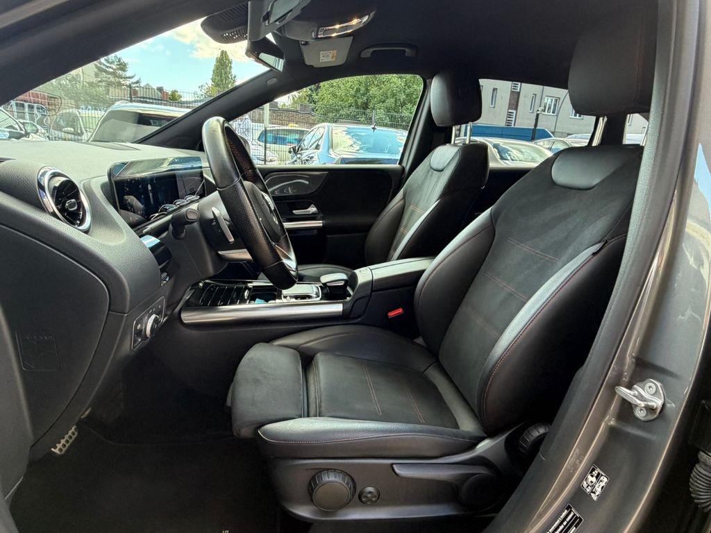 Mercedes-Benz B 180 d*AMG Line*Widescreen*LED*Top