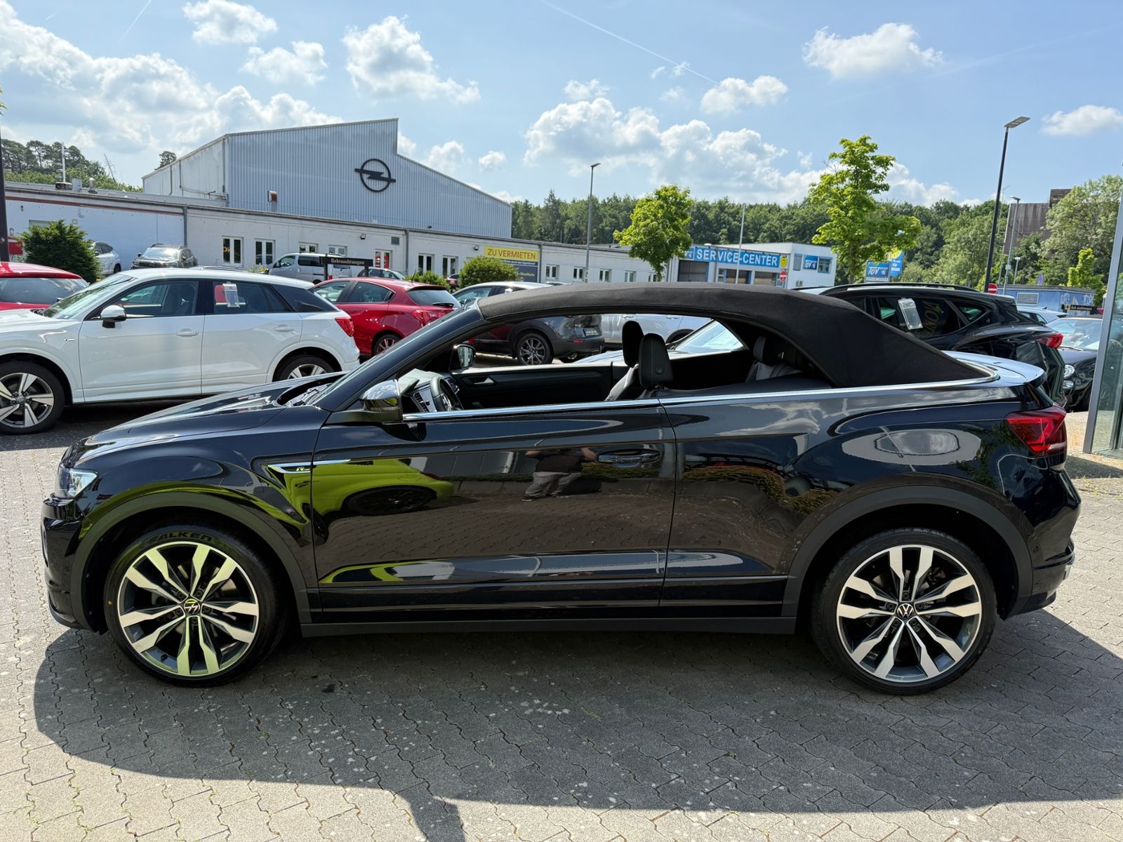 Fahrzeugabbildung Volkswagen T-Roc Cabriolet R-Line AHK LED NAVI ALU