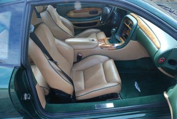 2001 Aston Martin DB7 照片 6