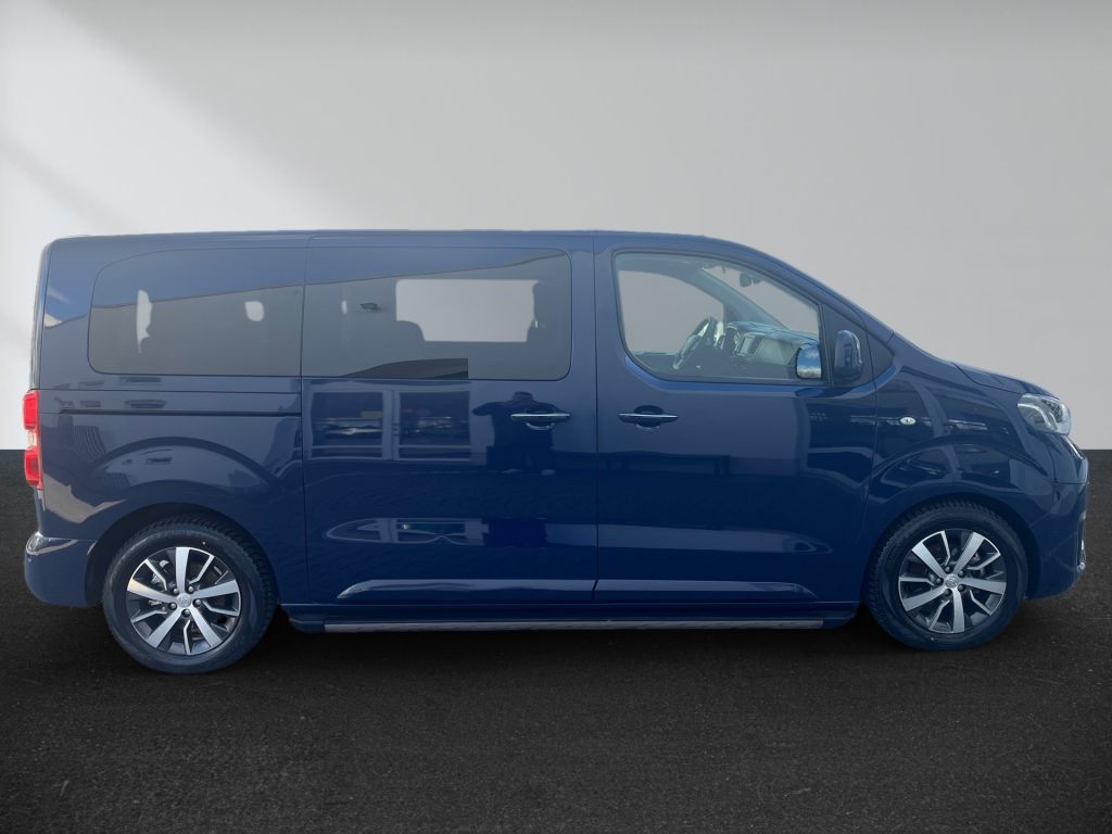 Toyota Proace 2,0-l-D L1 (8-Si.) Autm. 8Sitze Kamera AH – Bild 3