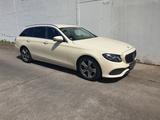 Mercedes-Benz T-Modell E 200 d Avantgarde - Mercedes-Benz mit Diesel-Antrieb: Beige, Luftfederung, Kombi