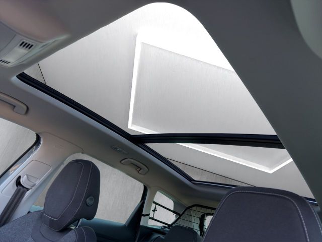 Karoq Style 1.5 TSI DSG LED/AHK/Climatr/Sitzhzg