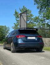 Mercedes-Benz A 35 AMG Edition 1 - blaue Mercedes-Benz A 35 AMG