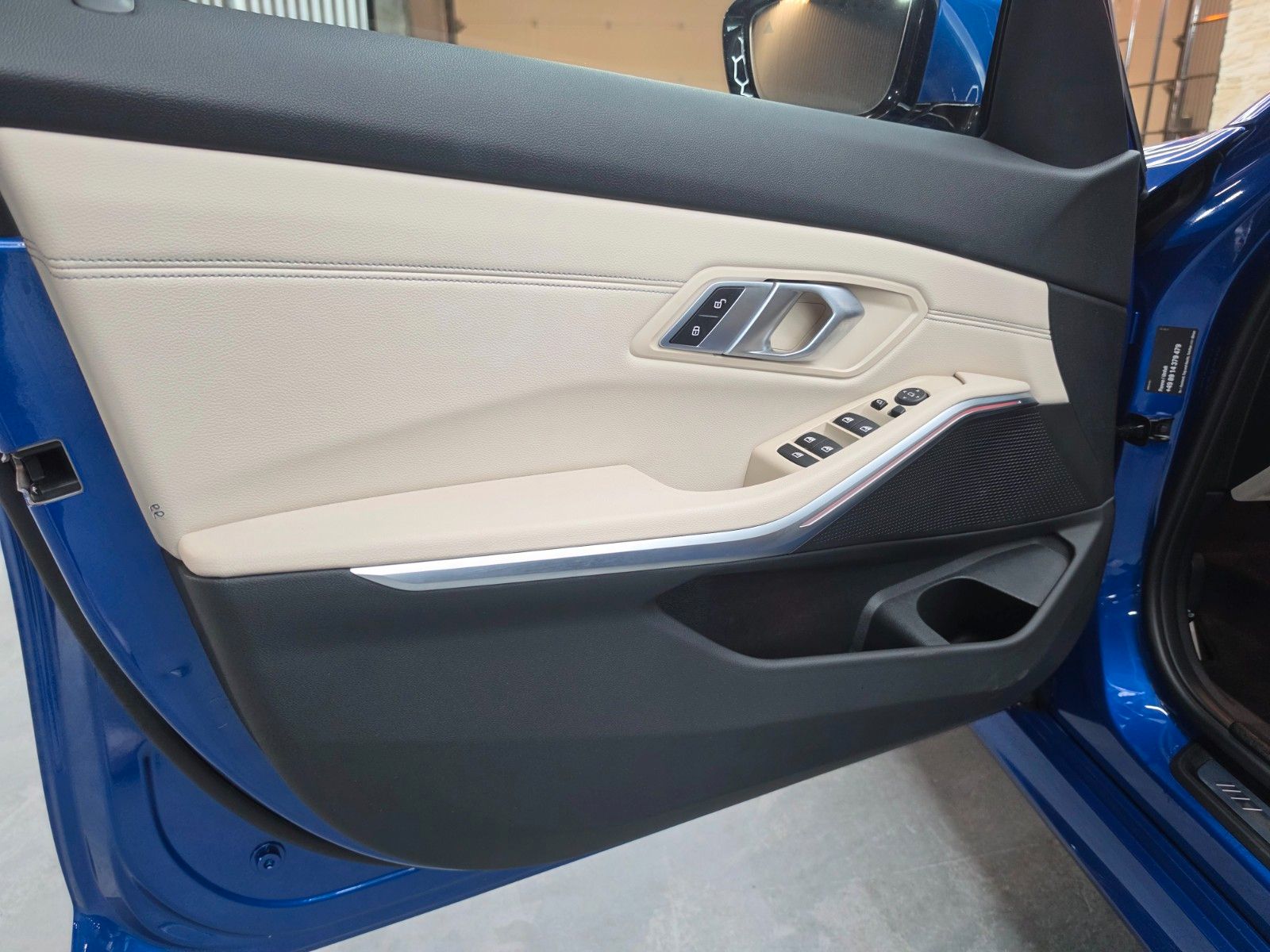 BMW 320 i xDrive M Sport/Head-Up/Driving-Assistant foto 15