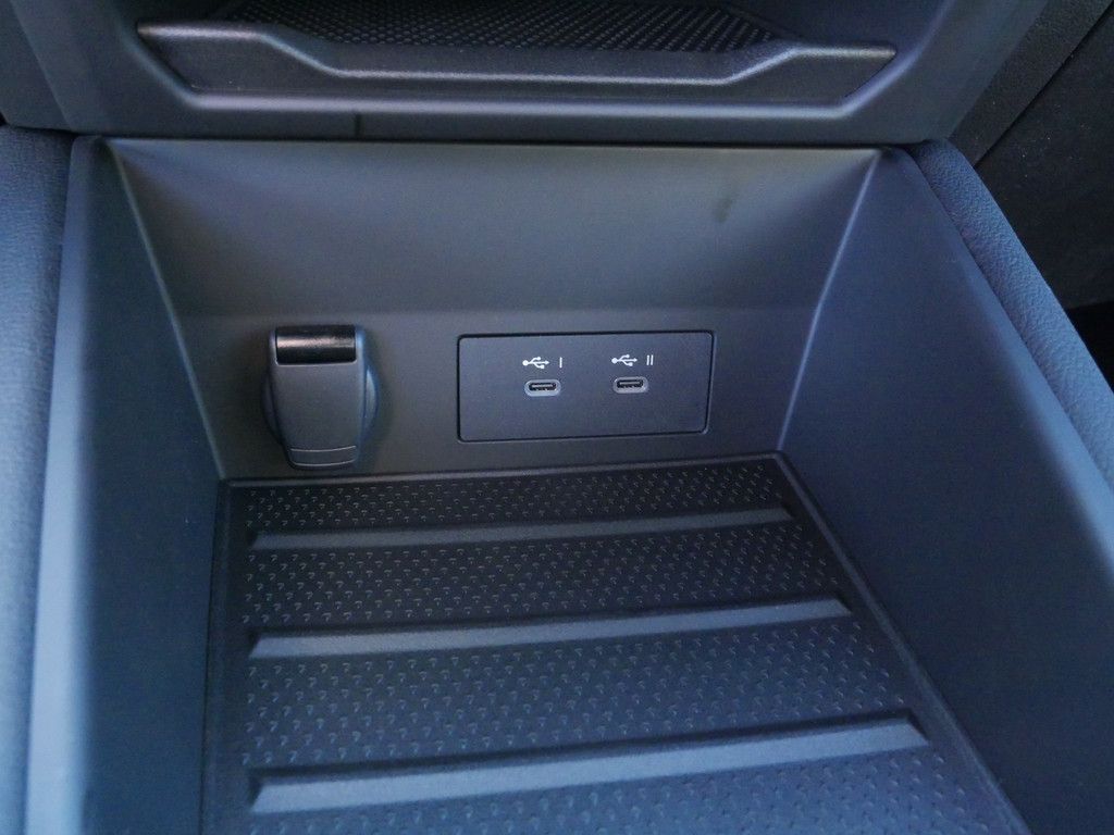 Fahrzeugabbildung Renault Captur Esprit Alpine E-Tech Full Hybrid 145