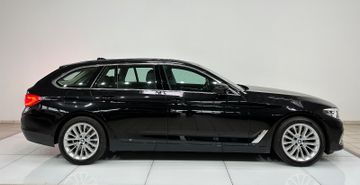 Fahrzeugabbildung BMW 520i Luxury Line Kamera HiFi Alarm Komfzg Panora