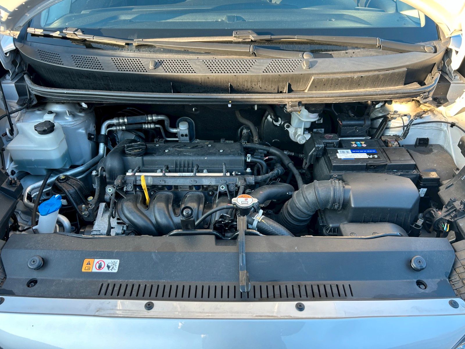 Fahrzeugabbildung Hyundai ix20 1.4 Blue Passion Klima PDC SHZ LHZ PDC BLT