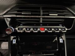 PEUGEOT 2008 Allure 1.2 PureTech 130 LED CarPlay Klimaau