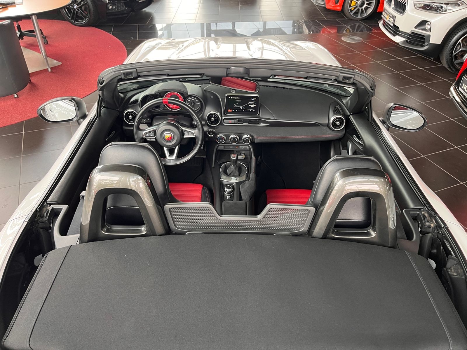 Fahrzeugabbildung Abarth 124 Spider Turismo LED DAB LEDER NAV SHZ