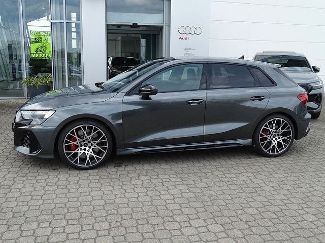 RS3 Sportback 2.5 TFSI quattro - Vmax 280 km/h