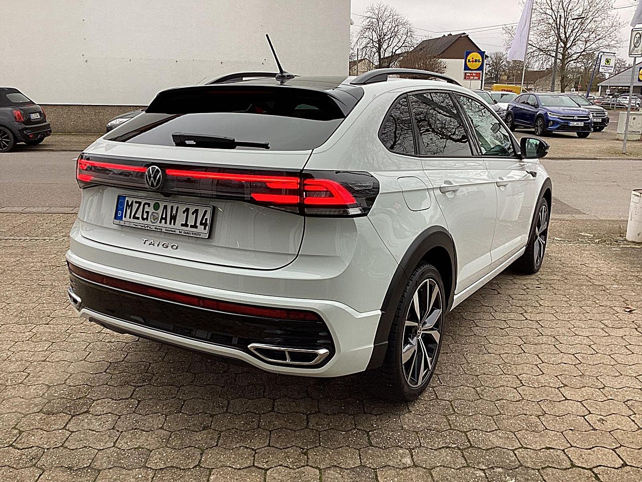 Fahrzeugabbildung Volkswagen Taigo R-line 1.5 TSI DSG ACC LED Kamera Klima