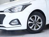 Hyundai i20 1.2 Einparkhilfe mit Kamera Klima Sitzheiz - Hyundai i20: Bluetooth