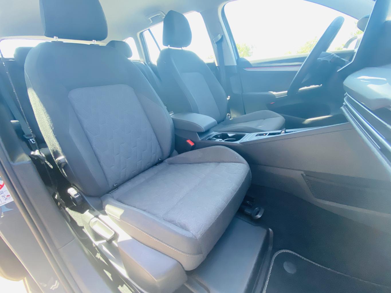 Volkswagen Golf Variant 1.5 eTSI DSG STYLE AHK+APP-CONNECT+, миниатюра 11