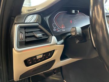 BMW 320 Touring  d xDrive Luxury Line *HUD*PANO*ACC*