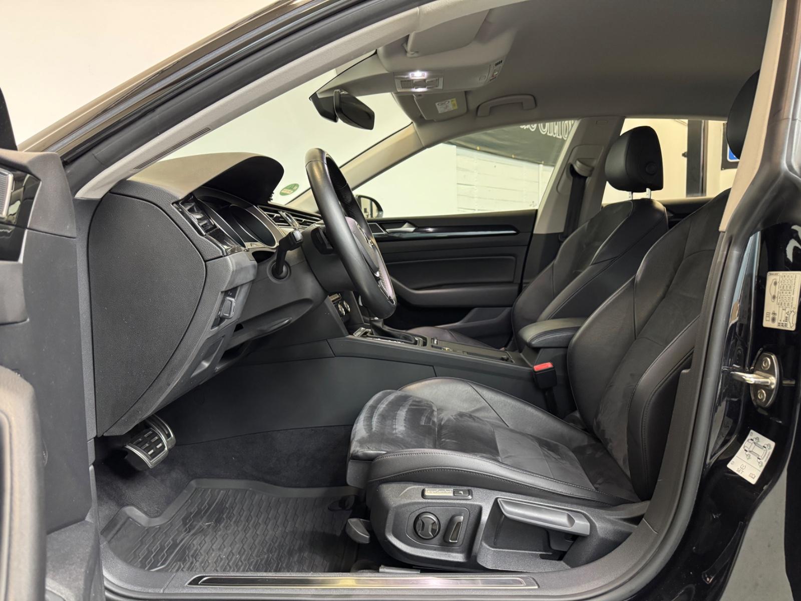 Volkswagen Arteon 2.0 TSI DSG/ACC/Massage/Spurhalte/LED