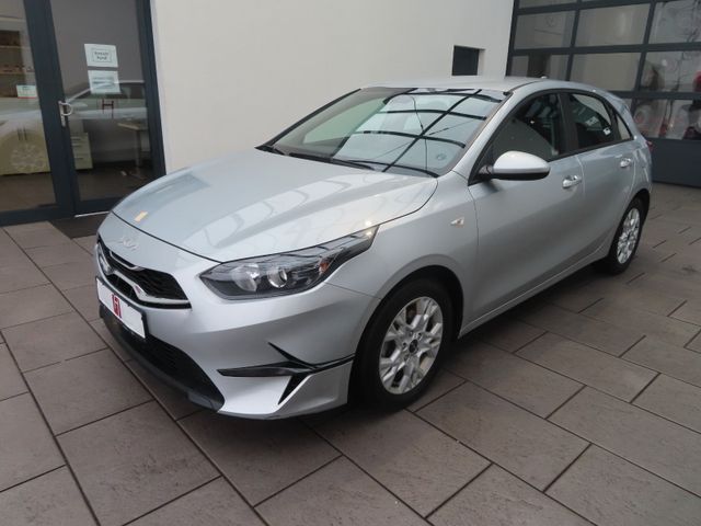 Kia cee'd / Ceed Klima/PDC/Tempomat/Metallic/DAB+