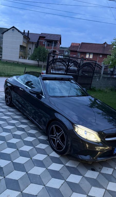 Image of Mercedes-Benz C 220