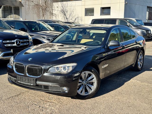 BMW 730d Memory/HeadUp/360/Glasdach/1er Hand