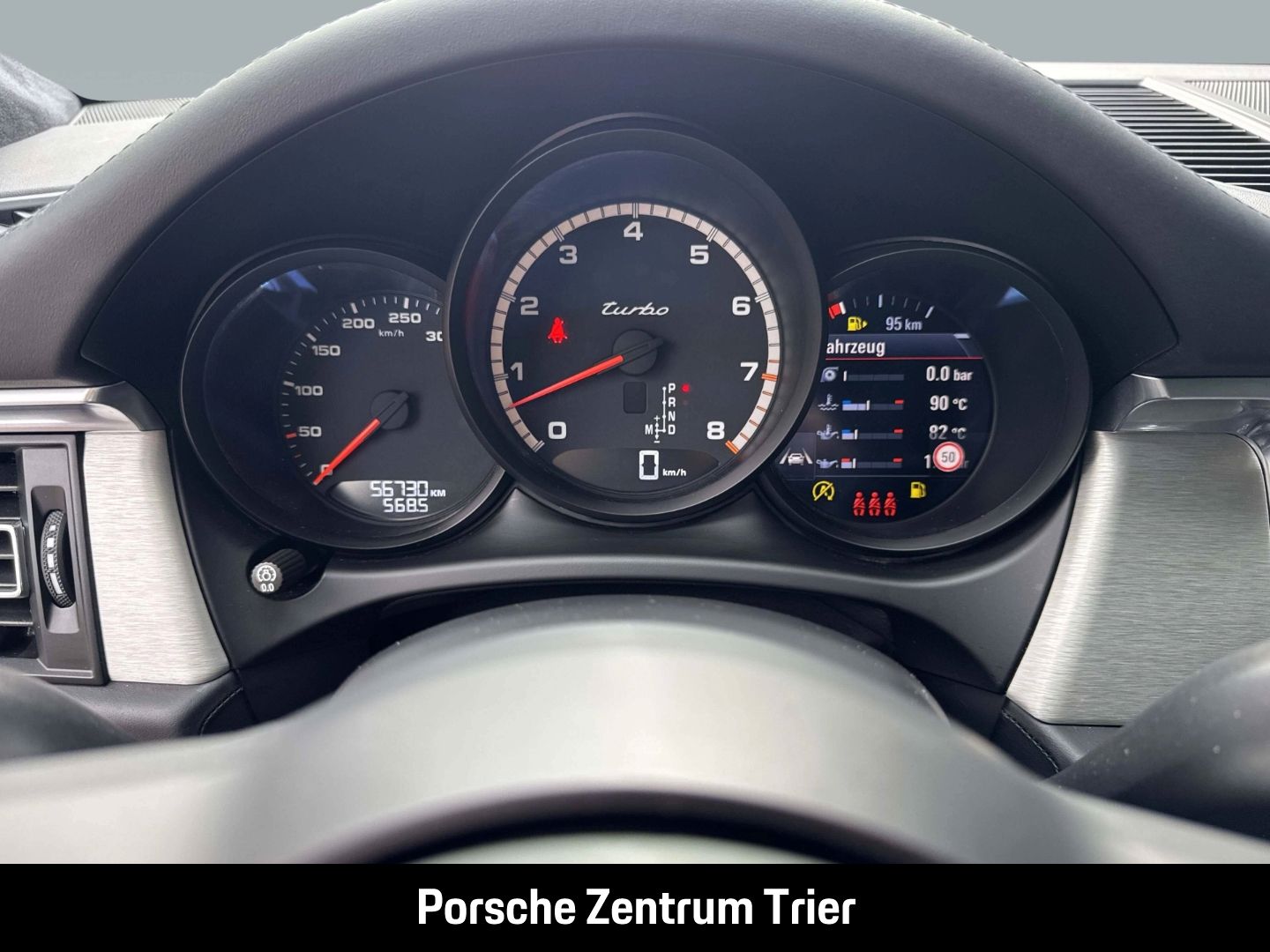 Porsche Macan Turbo Sportabgasanlage Surround-View PASM foto 18