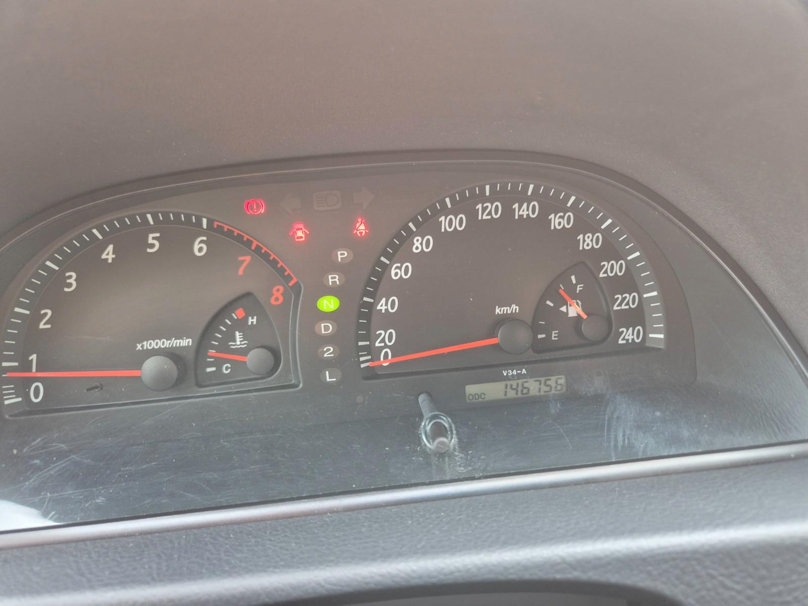 Toyota Camry 2.4 Auto