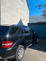 Mercedes-Benz Mercedes ML 320 CDI 4 Matic SUV Anhängerku... - Mercedes-Benz ML 320 in Duisburg