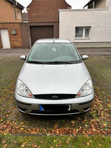 Ford Focus 1.4 -