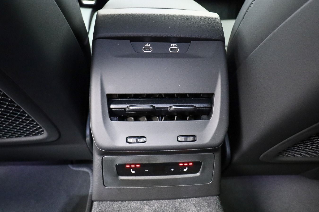 Audi S5 - Bild 23