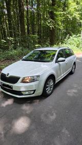 Skoda Octavia 2.0 TDI DSG Ambition Combi Ambition