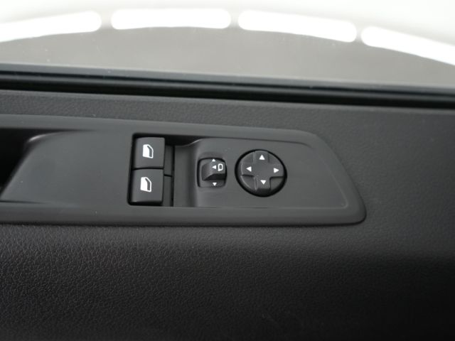 Vivaro C CARGO L CDTI+NAVI+SCHIEBETÜR+PARKPILOT+
