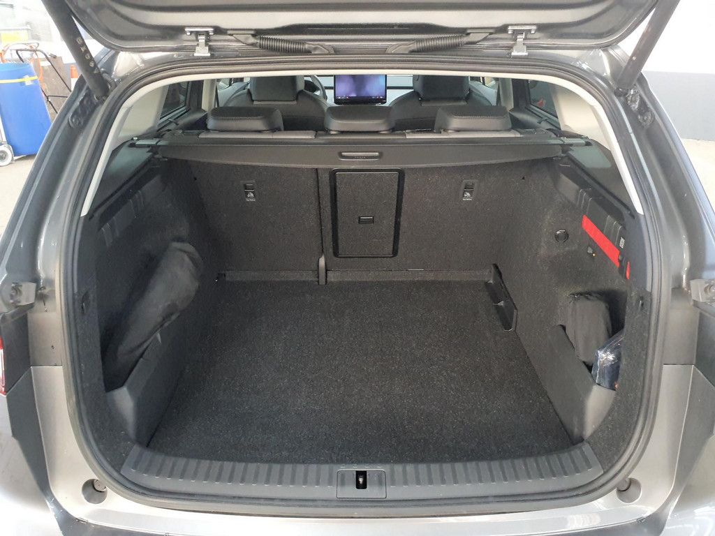Skoda Enyaq - Bild 10