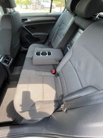 Volkswagen Golf - 8