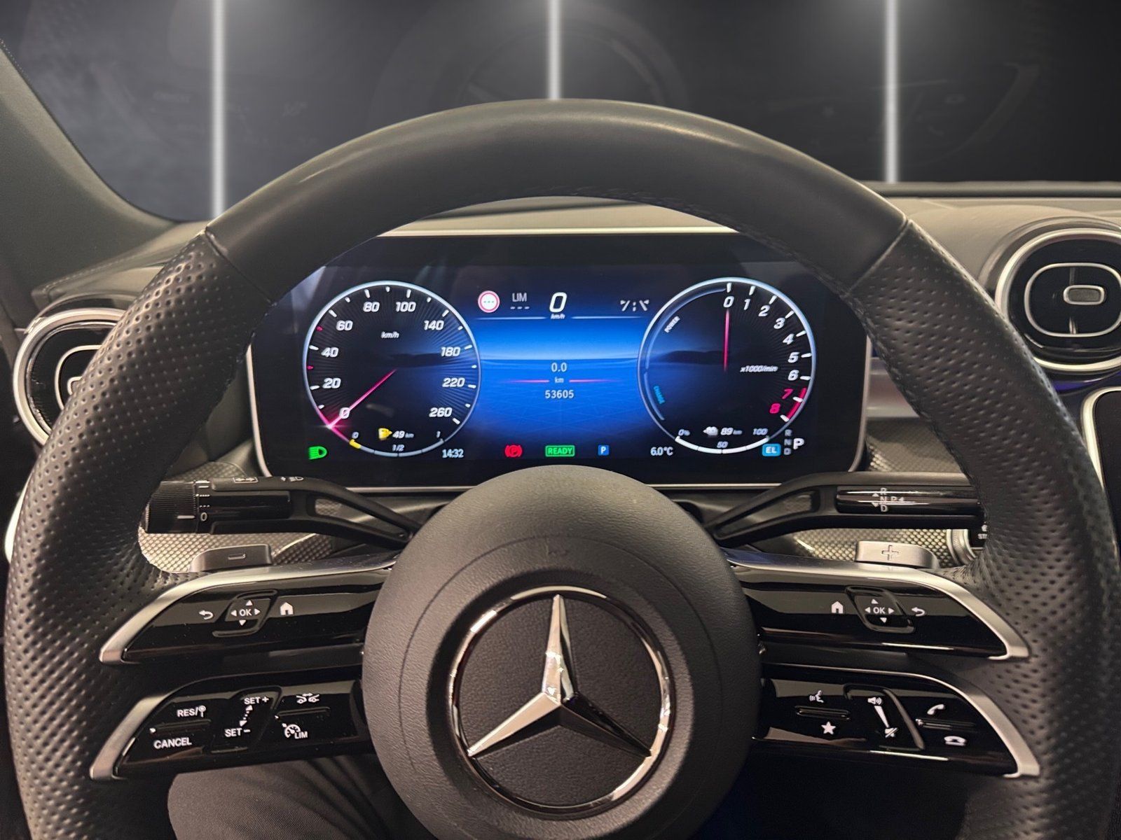 Fahrzeugabbildung Mercedes-Benz C 300 e AMG*Digital Light*Distronic*Soundsystem*