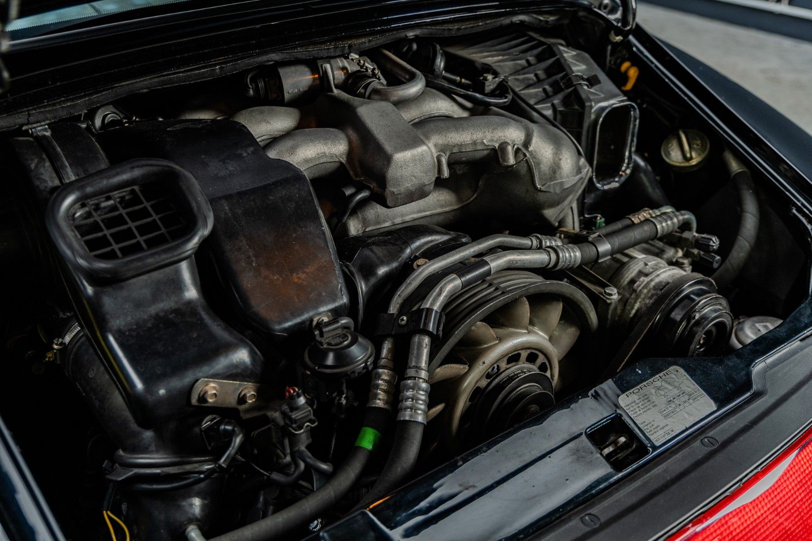 Fahrzeugabbildung Porsche 993 Carrera 4S + Bilstein + RS Sitze + Käfig